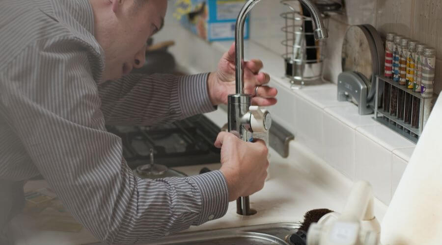 Local tankless water heater installation in Morristown, MN